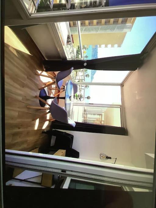Spacieux Appartement Rose Front Mer Et Piscine Ρόζες Εξωτερικό φωτογραφία