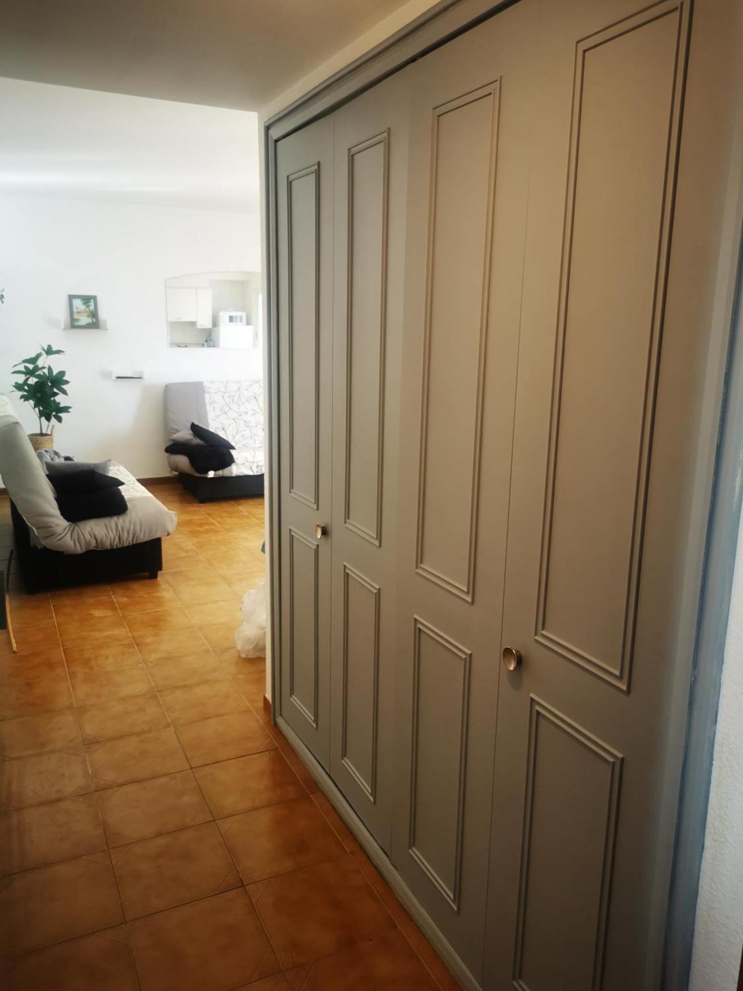 Spacieux Appartement Rose Front Mer Et Piscine Ρόζες Εξωτερικό φωτογραφία