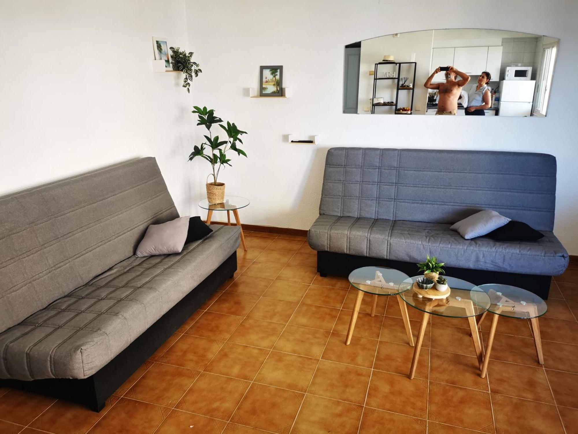 Spacieux Appartement Rose Front Mer Et Piscine Ρόζες Εξωτερικό φωτογραφία